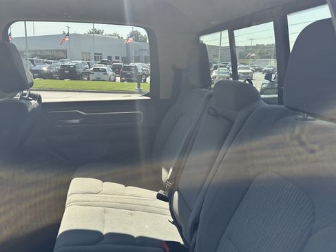 Used 2020 RAM 1500 Big Horn AWD/4WD image 33