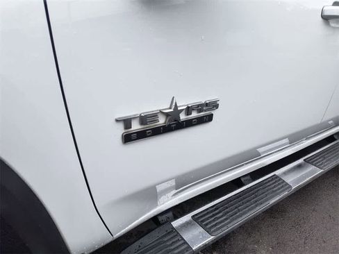 Used 2020 Chevrolet Silverado 3500 LT w/ Texas Edition image 25