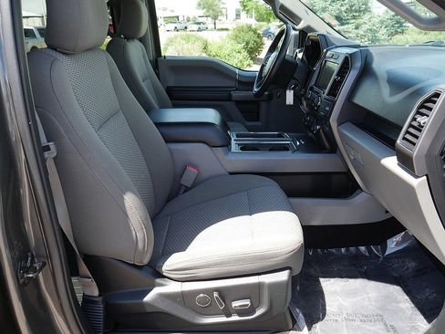 Used 2017 Ford F150 XLT w/ Equipment Group 302A Luxury AWD/4WD image 52