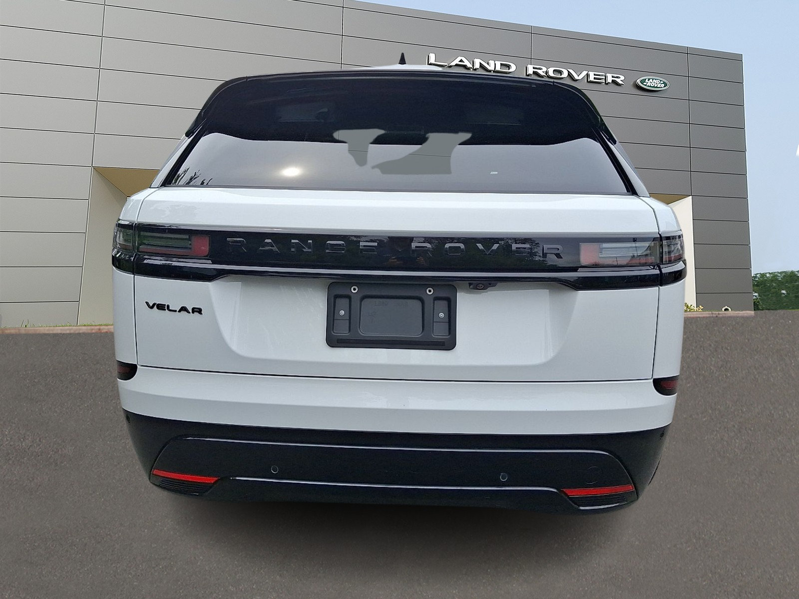 Used 2026 Land Rover Range Rover Velar Dynamic SE AWD/4WD image 7