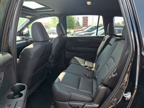 Certified 2023 Honda Passport EX-L image 11