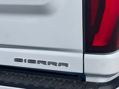 New 2026 GMC Sierra 3500 Denali Ultimate AWD/4WD image 21