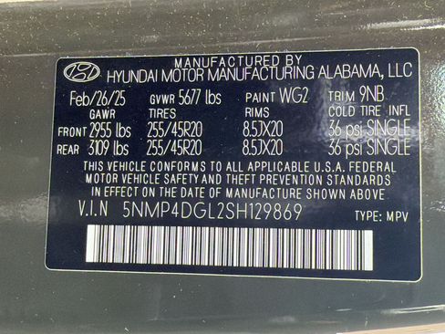 Certified 2025 Hyundai Santa Fe Limited AWD/4WD image 20