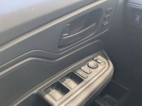 Used 2024 Honda Odyssey EX-L image 13
