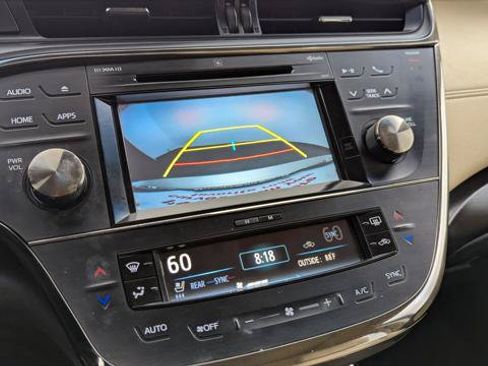 Used 2017 Toyota Avalon Limited FWD image 26