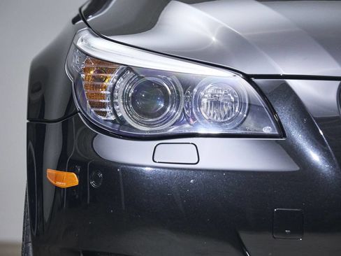 Used 2008 BMW M5 image 16
