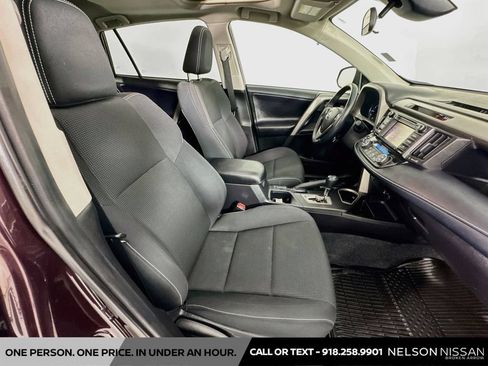 Used 2018 Toyota RAV4 XLE w/ Plus Extra Value Package AWD/4WD image 26