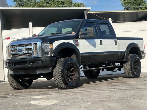 Used 2010 Ford F250 XLT image 30