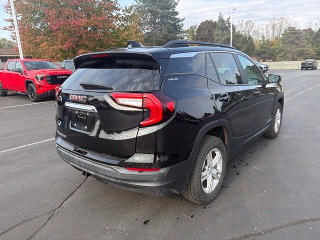 Used 2024 GMC Terrain SLE w/ Driver Convenience Package AWD/4WD image 6