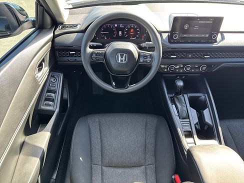 Used 2023 Honda Accord EX image 14