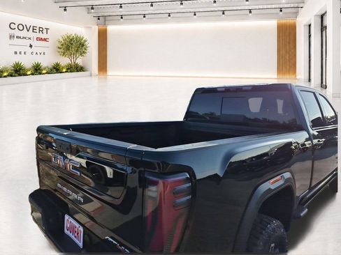 Used 2025 GMC Sierra 2500 AT4X AWD/4WD image 43
