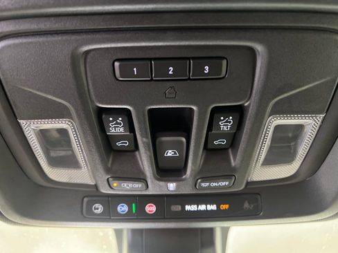 Used 2022 GMC Sierra 1500 AT4 w/ AT4 Premium Package image 31