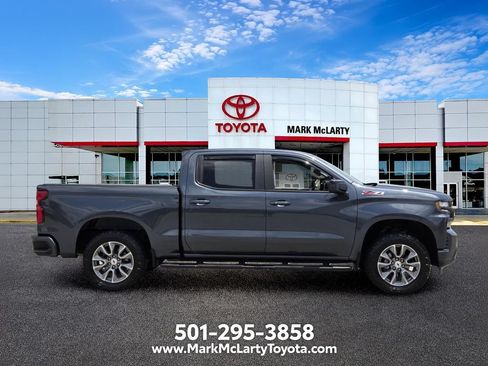 Used 2021 Chevrolet Silverado 1500 RST w/ Convenience Package II AWD/4WD image 6