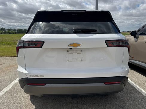 Used 2025 Chevrolet Equinox LT w/ Convenience Package II image 4