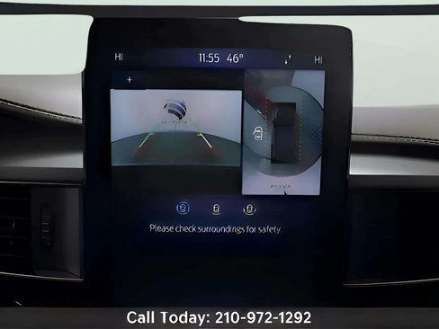Used 2023 Ford Explorer King Ranch w/ Technology Package RWD image 31