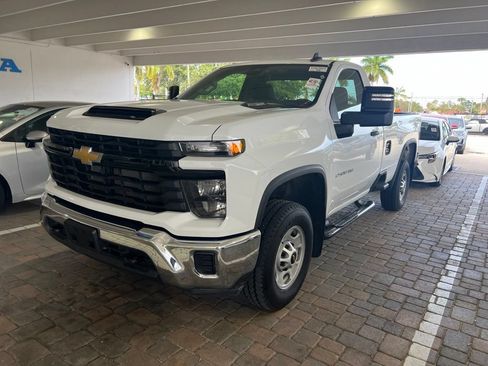 Used 2025 Chevrolet Silverado 2500 W/T w/ WT Convenience Package AWD/4WD image 1