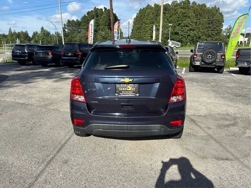 Used 2018 Chevrolet Trax LS FWD image 6