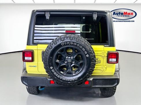 Used 2023 Jeep Wrangler Unlimited w/ Cold Weather Group AWD/4WD image 7