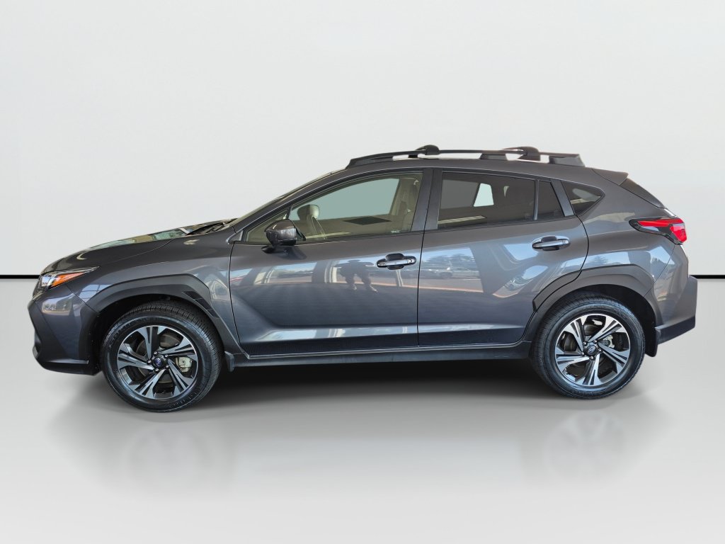 Used 2024 Subaru Crosstrek 2.0i Premium AWD/4WD image 2