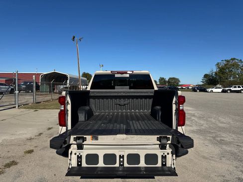 New 2026 Chevrolet Silverado 1500 ZR2 image 14