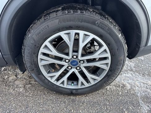 Used 2022 Ford Escape SEL image 9