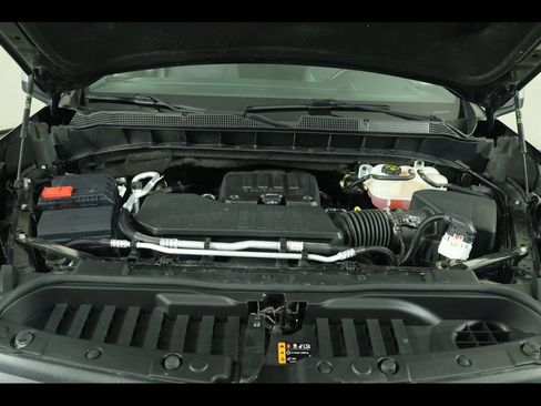Used 2023 Chevrolet Silverado 1500 LT AWD/4WD image 21