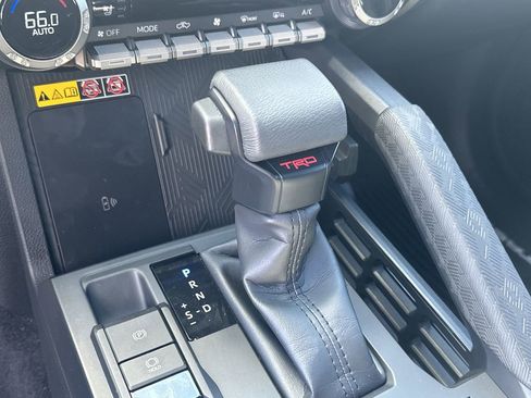 Used 2025 Toyota Tacoma TRD Off-Road w/ TRD Off Road Premium Package image 30