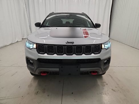 New 2026 Jeep Compass Trailhawk image 8