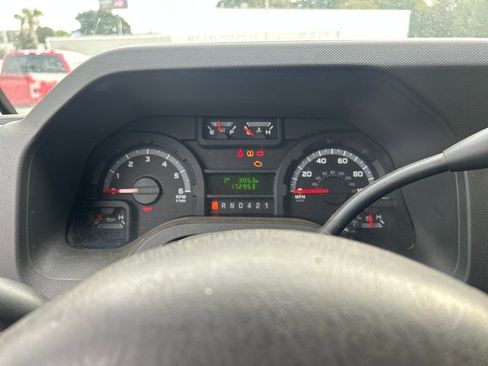 Used 2019 Ford E-350 and Econoline 350 Super Duty w/ Power Windows & Locks Group image 14