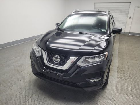 Used 2018 Nissan Rogue SL w/ Premium Package image 15