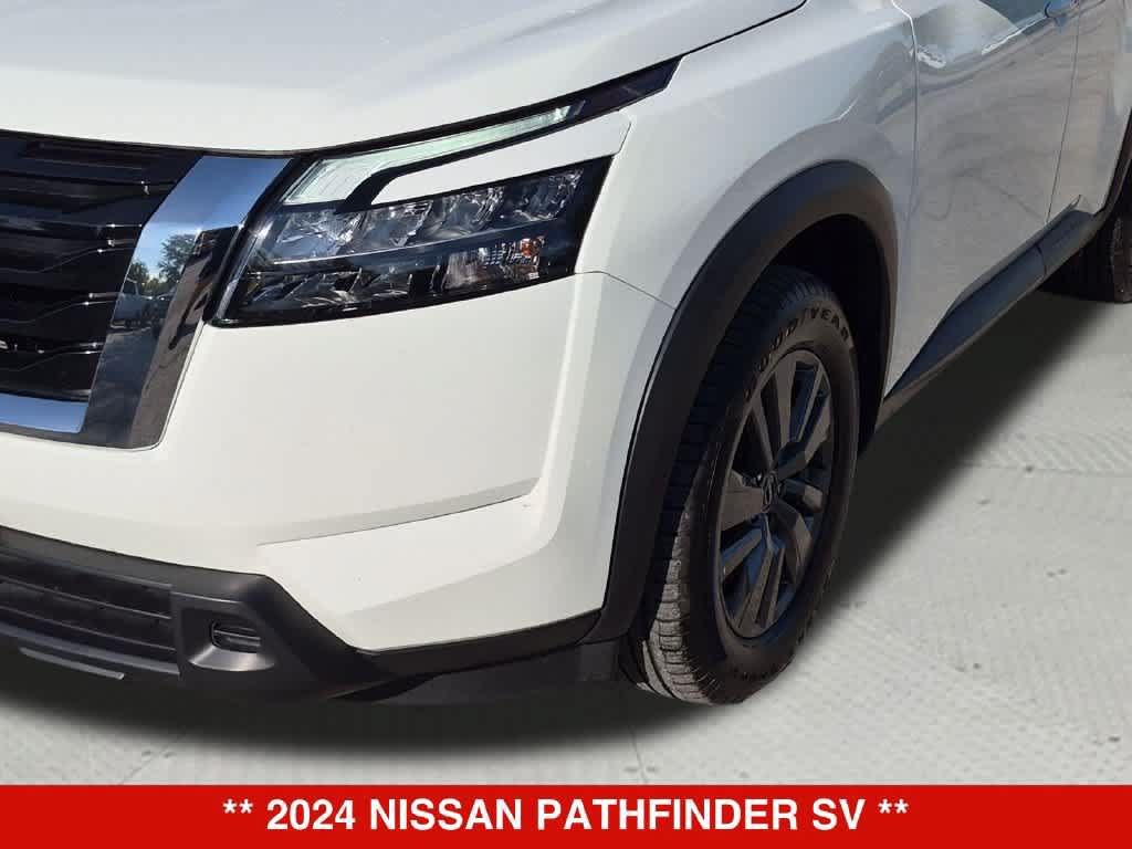 Used 2024 Nissan Pathfinder SV AWD/4WD image 11
