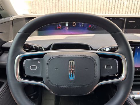 New 2026 Lincoln Nautilus Premier AWD/4WD image 26