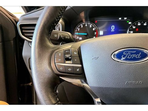 Used 2020 Ford Explorer Limited AWD/4WD image 10
