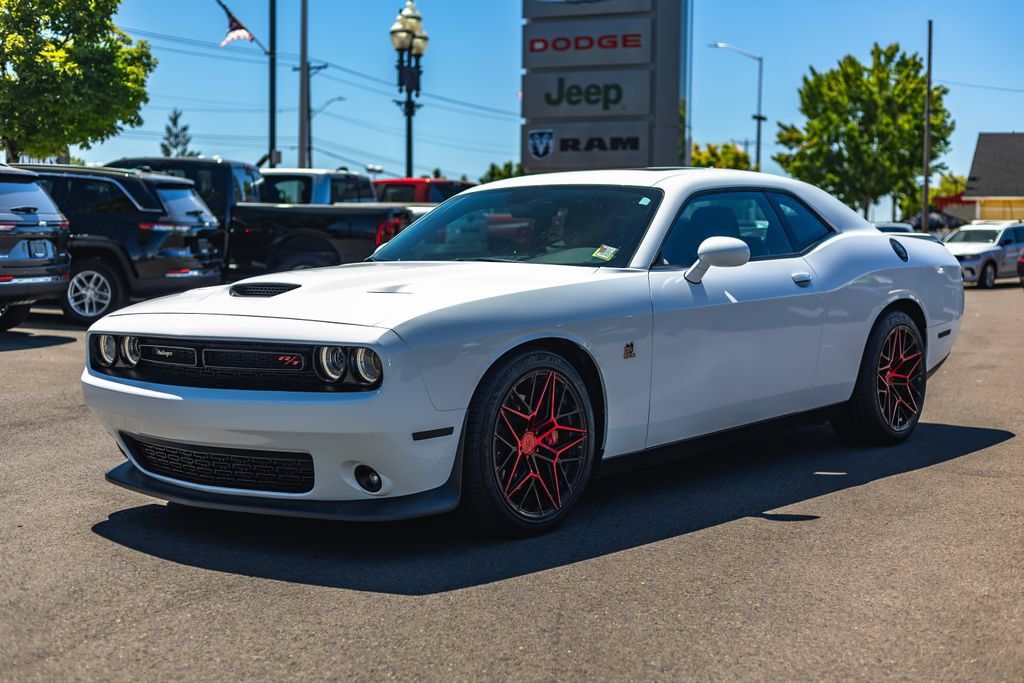 Used 2021 Dodge Challenger R/T Scat Pack RWD image 3