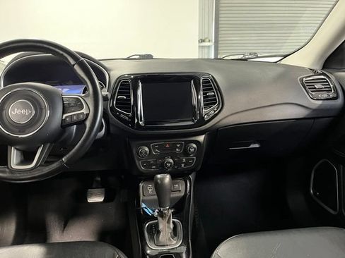 Used 2021 Jeep Compass Limited w/ Sun and Sound Group FWD image 19