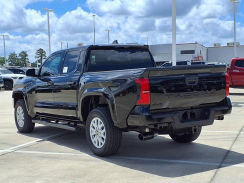 Certified 2025 Toyota Tacoma SR5 image 4