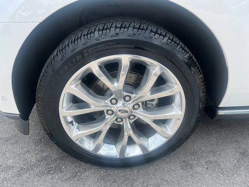 Used 2019 Ford Expedition Max Limited w/ Equipment Group 302A AWD/4WD image 29