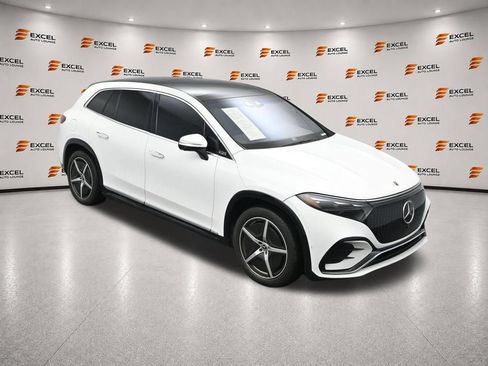 Used 2023 Mercedes-Benz EQS 580 4MATIC SUV image 76