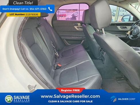 Used 2018 Jaguar XF RWD image 13