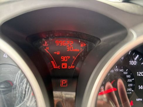 Used 2013 Nissan Juke SL AWD/4WD image 24
