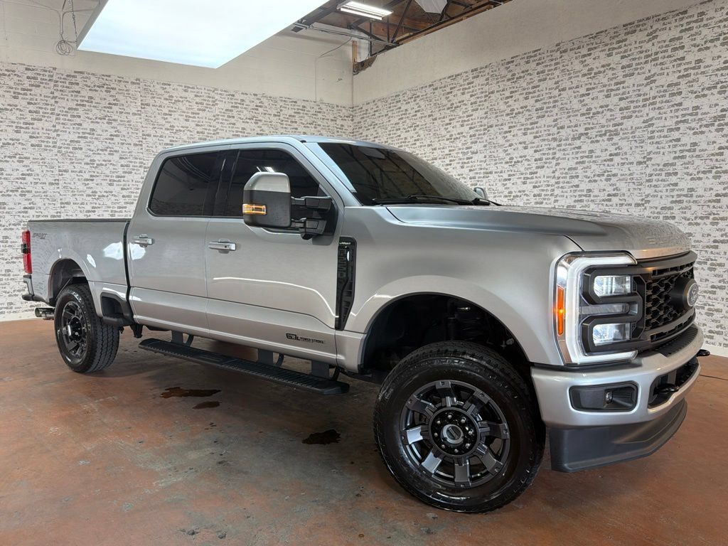 Used 2023 Ford F250 Lariat w/ Sport Appearance Package AWD/4WD image 1