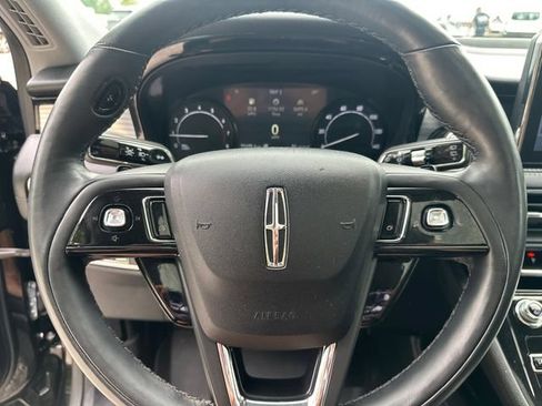 Used 2022 Lincoln Corsair AWD w/ Premium Package image 29