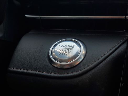 New 2026 Lincoln Nautilus Premier AWD/4WD image 19