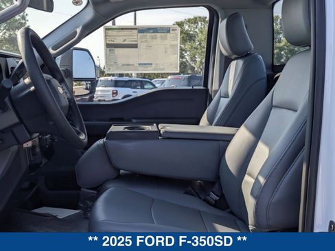 New 2025 Ford F350 XL w/ XL Chrome Package image 16