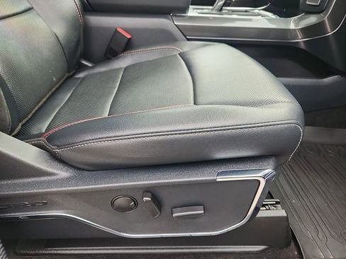 Used 2023 Ford F150 Lariat image 33