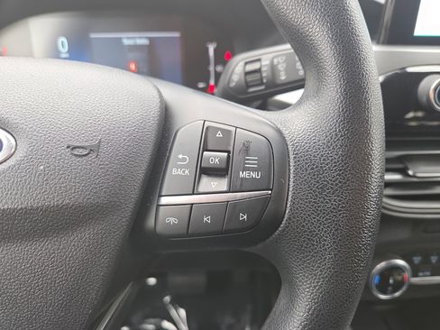 Used 2025 Ford Escape Active FWD image 17