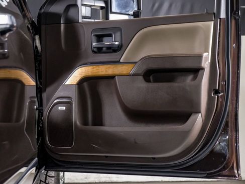 Used 2019 Chevrolet Silverado 2500 LTZ w/ Duramax Plus Package image 35