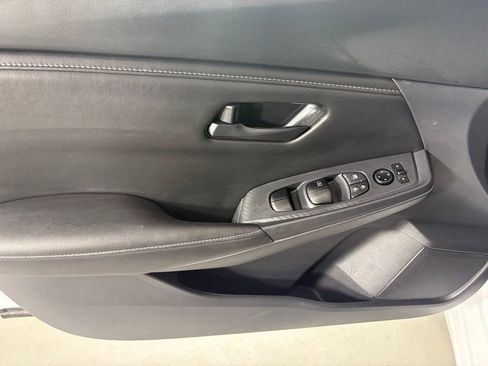 Certified 2025 Nissan Sentra S image 19