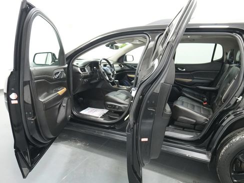 Used 2019 GMC Acadia Denali w/ Technology Package AWD/4WD image 27