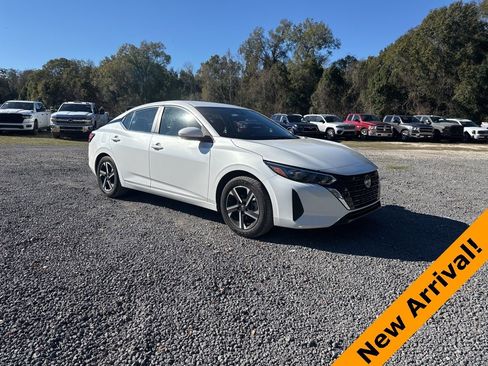 Used 2024 Nissan Sentra SV image 7